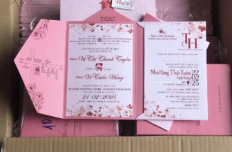 [🆕🇻🇳] Thiệp cưới Happy – THIỆP CƯỚI ĐẸP 🎨 Top1Designs ✨  Thiệp gấp 3 thiết kế theo yêu cầu ạ!Cám ơn dâu rể đã ủng hộ Happy
Chúc dâu rể hạnh phúc viên mãn nhé ạ
—–, shares-0✔️ , likes-3❤️️ , date-2025-02-13 03:22:06🇻🇳🇻🇳🇻🇳📰🆕