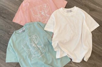 [???] Mizu Shop – Cửa hàng quần áo nữ  ? Top1Fashion ?  xinhhhhhhh màu ngọt
Áo thun ZR
Fom rộng vừa
in nổi trẻ cực xinh luôn
Mát nhẹ uu tiên mặc mùa hè
Bảng size:
– S < 52kg
– M , shares-0✔️ , likes-5❤️️ , date-2025-02-15 20:44:14????????