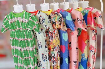 [🆕🇻🇳]  Dear Babi – Tiệm đồ em bé – Phụ kiện xinh xinh 🧑‍🧒❤️️👶⭐️ Khai xuân bằng BST Dập Ly siêu xinhhhh
Giá chỉ từ #1xxk ưu đãi 20% mở bát đầu năm ạ• MADE IN KOREA
• Size S-3XL (8-27kg)có cả set, đầm dây ạ
, shares-0✔️ , likes-0❤️️ , date-2025-02-11 19:31:04🇻🇳🇻🇳🇻🇳📰🆕