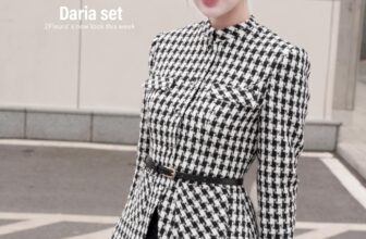 [🆕🇻🇳] 2Fleurs – You can have anything you want if you dress for it 👕 Top1Fashion 👗  𝐍𝐄𝐖 𝐈𝐍| 𝐃𝐚𝐫𝐢𝐚 𝐬𝐞𝐭Daria được phối từ phần áo dáng ôm tay vest, chất liệu dạ mềm mại, họa tiết kẻ đen trắng vô cùng sành điệu. Set đồ được mix cùng chân vá , shares-0✔️ , likes-1❤️️ , date-2025-02-11 18:05:44🇻🇳🇻🇳🇻🇳📰🆕