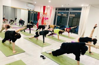 [🆕🇻🇳] Yoga Thực Dưỡng 🧘 Top1Yoga 🤸🏻‍♀️ Yoga Thực Dưỡng gửi tới chị/em lớp Yoga cơ bản dành cho người mới tập hoặc đã tập một thời gian nhưng chưa có sự cải thiện tích cực từ cơ thể và sức khoẻ.  , shares-0✔️ , likes-2❤️️ , date-2025-02-18 14:33:45🇻🇳🇻🇳🇻🇳📰🆕