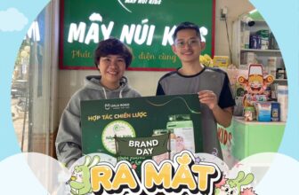 [🆕🇻🇳]  UalaRogo – Made in Vietnam – Thương hiệu thời trang phụ kiện cao cấp cho bé từ 0-4 tuổi 🧑‍🧒❤️️👶⭐️ [𝐑𝐄𝐂𝐀𝐏] 𝐒𝐮𝐩𝐞𝐫 𝐁𝐫𝐚𝐧𝐝 𝐃𝐚𝐲 – 𝐒𝐢ê𝐮 𝐪𝐮à 𝐜𝐡ấ𝐧 độ𝐧𝐠!!!
𝐔𝐚𝐥𝐚𝐑𝐨𝐠𝐨 𝐱  𝐌â𝐲 𝐍ú𝐢 𝐊𝐢𝐝𝐬
Không khí náo nhiệt của sự kiện Super Brand Day tại Mây Núi Kids tại 233a Bà Triệu , shares-0✔️ , likes-14❤️️ , date-2025-02-18 19:00:05🇻🇳🇻🇳🇻🇳📰🆕