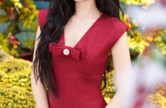 [🆕🇻🇳] VIVIKA ra đời năm 2021 bởi Founder cùng đội ngũ thiết kế trẻ năng động với triết lý: SHINE YOUR WAY 👕 Top1Fashion 👗  𝙈𝙖𝙞𝙠𝙖 𝘿𝙧𝙚𝙨𝙨 – sắc đỏ rực rỡ, cuốn hút mọi ánh nhìn, hiện chỉ còn số lượng ít, nàng nào chưa kịp sở hữu thì nhanh tay 𝙞𝙣𝙗𝙤𝙭 ngay cho VIVI KA nhé!
Maika Dres , shares-0✔️ , likes-52❤️️ , date-2025-02-16 20:00:01🇻🇳🇻🇳🇻🇳📰🆕