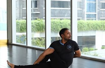 [🚴‍♂️🇻🇳] California Fitness & Yoga Centers Vietnam 🧘‍♀️ Top1Fitness 💪 – Cùng Master Yogi Sangu từ California Fitness thực hiện 2 tư thế Yoga siêu đơn giản g …