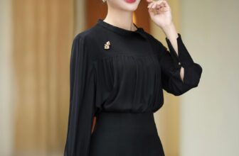 [🆕🇻🇳] LAVIEM Design –  Thiết kế vô cùng tinh tế, tỉ mỉ trong từng chi tiết👕 Top1Fashion 👗  𝐉𝐎𝐋𝐘 𝐒𝐇𝐈𝐑𝐓 & 𝐉𝐀𝐐𝐔𝐈𝐍 𝐏𝐀𝐍𝐓
Nàng dịu dàng bước vào không gian công sở trong chiếc Joly Shirt tinh giản, từng đường may nâng niu dáng hình, từng thớ vải ôm ấp  , shares-3✔️ , likes-12❤️️ , date-2025-02-19 04:07:10🇻🇳🇻🇳🇻🇳📰🆕