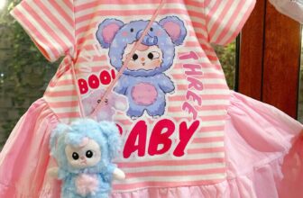 [🆕🇻🇳] Mermaid Kids  (Nàng tiên cá nhỏ)- Thời trang cao cấp cho bé 🧑‍🧒❤️️👶⭐️ Chiếc đầm mom nào nhìn cũng ưng
Với màu hồng baby đẹp mắt- dáng tiểu thư phối tơ xịn sò
In hình bé ba yêu ơi là yêu luôn ạ
Bé mặc đi chơi đi học đều cưng
, shares-0✔️ , likes-1❤️️ , date-2025-02-19 14:09:56🇻🇳🇻🇳🇻🇳📰🆕