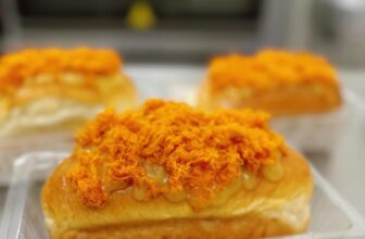 [🆕🇻🇳] Jasmine-tiệm bánh nhỏ xinh chuyên bánh mì, bánh kem Whipping chất lượng cao 🍔 Top1Food  🍜  BÁNH MÌ PHÔMAI TAN CHẢYYYYYYYYY
Khách guột gom đơn nhiều nên J lên mẻ bánh, lâu lâu mới có lại, sốt Phô Mai ít ngọt béo ngậy ngon ngất ngâyyy, nhà mình  , shares-0✔️ , likes-0❤️️ , date-2025-02-20 02:17:10🇻🇳🇻🇳🇻🇳📰🆕