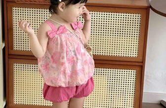 [🆕🇻🇳]  Mina’s House – Order US, UK – Order các sản phẩm Authentic từ US-UK-China-PL-JP… và local brand China 🧑‍🧒❤️️👶⭐️ SET BỘ NƠ HỒNG MÙA HÈ CHO BÉ GÁI PREMIUM
Set bộ siêu mát mà vẫn xinh xắn dễ thương cho bé yêu với thiết kế áo 2 dây, quần short bí điệu đà. Màu hồng ngọt n , shares-0✔️ , likes-0❤️️ , date-2025-02-22 22:28:40🇻🇳🇻🇳🇻🇳📰🆕