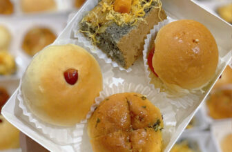 [🆕🇻🇳] Lê Thảo Bakery – Cửa hàng bánh nướng nhỏ 🍔 Top1Food  🍜 Cakebox full xịn cho khách nhà em
Bánh mì phô mai việt quất
Bánh buger mini
Bánh bơ tỏi mini
Bánh mè cuộn
Vẫn nhận đều cake box đa dạng món
Mời khách nhà e , shares-1✔️ , likes-4❤️️ , date-2025-02-24 21:07:00🇻🇳🇻🇳🇻🇳📰🆕