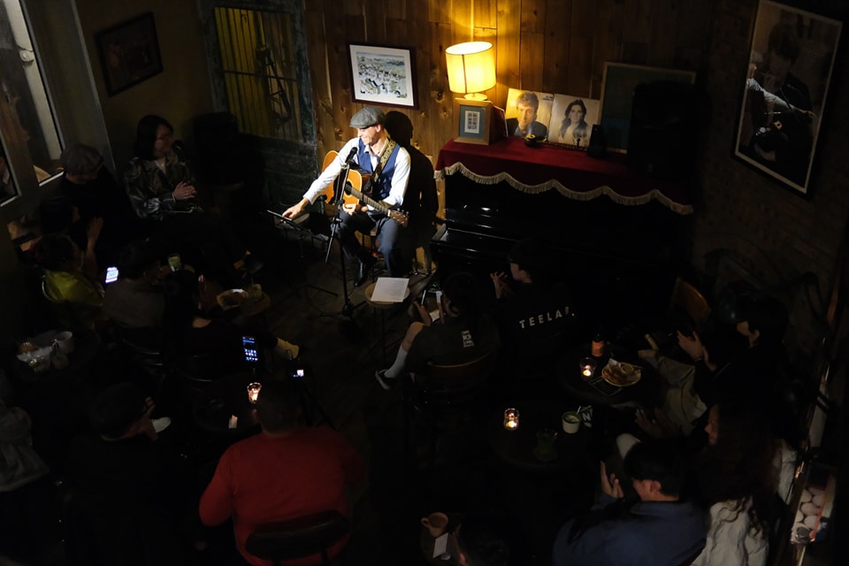 [☕️🇻🇳] Tranquil Books & Coffee –  cafe sách đẹp 🥤 Top1Coffee ☕️ Những ngày lạnh, phố xá cũng như chậm lại và lòng người dễ chùng xuống hơn một chút. Trời lạnh, ai cũng cần một góc ấm áp, một c , shares-0✔️ , likes-8❤️️ , date-2025-02-18 18:00:59🇻🇳🇻🇳🇻🇳📰🆕