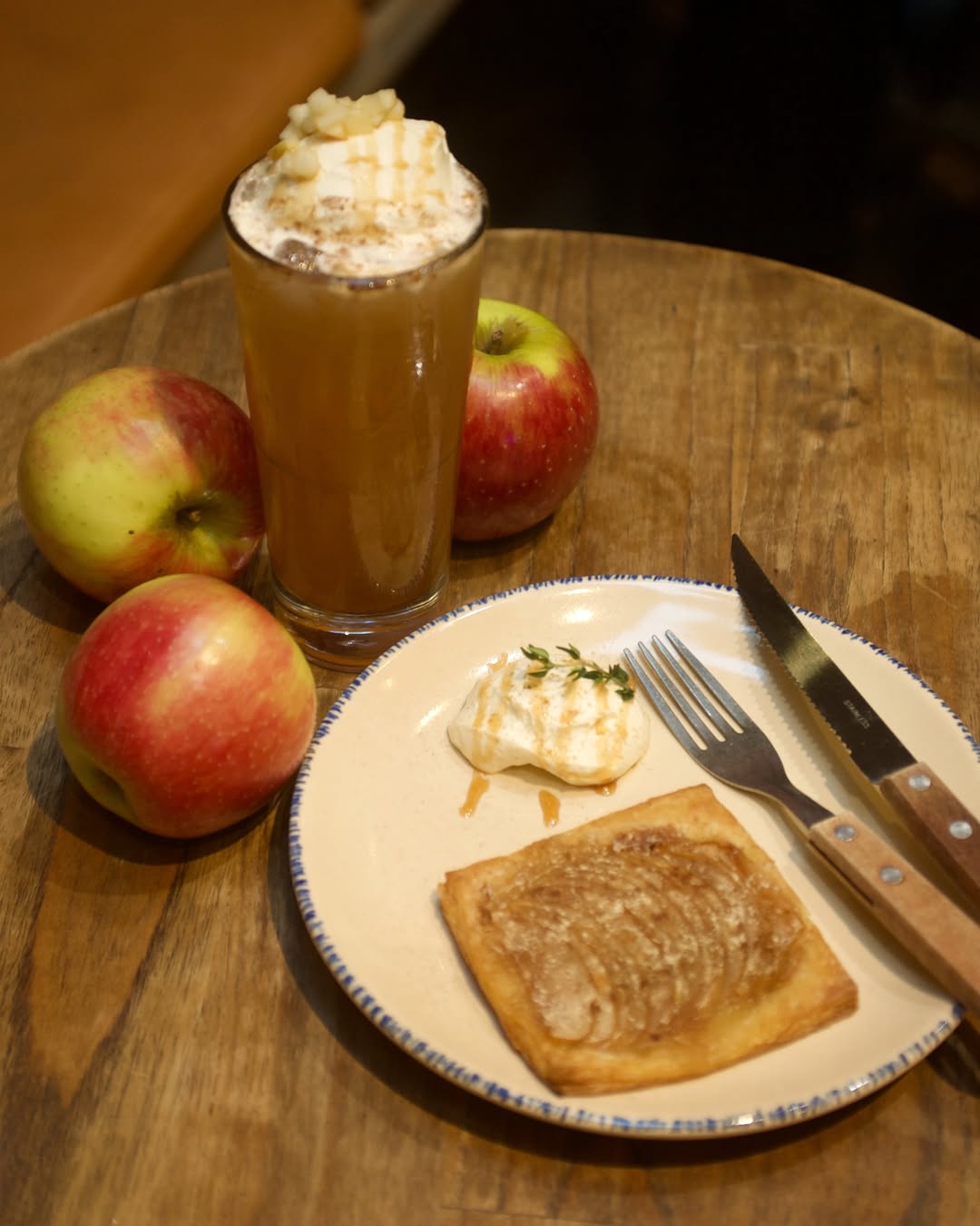 [☕️🇻🇳] Blackbird Coffee 🥤 Top1Coffee ☕️ Gợi ý bạn một trải nghiệm ăn uống đồng bộ nhất từ trước tới nay tại Blackbird bởi bộ đôi Snowy Apple và Apple Tart.

Khởi động v , shares-1✔️ , likes-9❤️️ , date-2025-02-17 02:51:41🇻🇳🇻🇳🇻🇳📰🆕