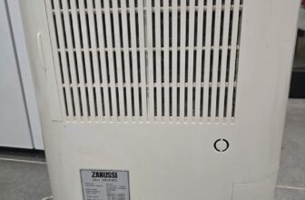 [🆕🇻🇳] Điện thoại xách tay Hàn quốc Công Dung ♥️️ Top1Shop 🛍️  Hút ẩm điện 220v chạy block cực êm, hình thức đẹp, có bánh xe tiện di chuyển, hút 18l/1 ngày thoải mái cho phòng đến 50m2. Ca nước lớn , máy chạy êm có cả  , shares-0✔️ , likes-2❤️️ , date-2025-02-21 03:45:43🇻🇳🇻🇳🇻🇳📰🆕