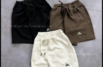 [🆕🇻🇳]  Shop mẹ Nam chuyên hàng thời trang trẻ em cao cấp 😎❤️️⭐️ Quần coton em về bù thêm hàng các mẹ ạ, quần siêu hot hit luôn.
Hàng QC sịn, chất đẹp mà form dáng lên xinh lắm ạ
Size: 90-130
Hàng shop chụp ảnh thật, sẵn , shares-1✔️ , likes-12❤️️ , date-2025-02-26 02:16:38🇻🇳🇻🇳🇻🇳📰🆕