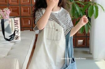 [🆕🇻🇳] Kiddie Kiddo – Thời trang trẻ em cao cấp 🧑‍🧒❤️️👶⭐️ Chiếc đầm xinh, mua 1 được 2 nha mẹ. Phần thân áo cotton mix phần váy kaki may kiểu yếm. Xinh mà tiện quá, đi chơi khỏi lo lựa đồ ạ.
Sz: 2-12y
, shares-1✔️ , likes-8❤️️ , date-2025-02-22 21:54:59🇻🇳🇻🇳🇻🇳📰🆕