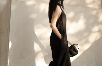 [🆕🇻🇳] OnmeLocal – 𝐒𝐨𝐦𝐞𝐭𝐡𝐢𝐧𝐠 𝐀𝐛𝐨𝐮𝐭 𝐋𝐢𝐧𝐞𝐧 𝐁𝐲 𝐎𝐍𝐌𝐄 – 𝐃𝐞𝐬𝐢𝐠𝐧 𝐈𝐧 𝐁𝐢𝐧𝐡 𝐃𝐮𝐨𝐧𝐠,𝐕𝐢𝐞𝐭𝐧𝐚𝐦 👕 Top1Fashion 👗  Feedback đầu xuân, khi những tia nắng lên, sự thoải mái của jump với chất liệu linen là outfit được ưu tiên hơn cả. Với phần cổ yếm yêu kiều và thiết kế hở , shares-0✔️ , likes-8❤️️ , date-2025-02-21 20:34:50🇻🇳🇻🇳🇻🇳📰🆕