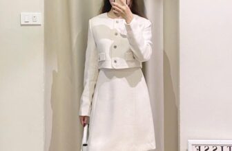 [🆕🇻🇳] LEMAO – VietNam factory outlet 👕 Top1Fashion 👗  Trắng tinh khôi , mẫu này mặc cực gọn xinh và tiểu thư , chị e nào cần chiếc váy xinh đi cưới , đi sự kiện , đi làm , đi họp … em mời ạ
, shares-0✔️ , likes-2❤️️ , date-2025-02-19 22:00:11🇻🇳🇻🇳🇻🇳📰🆕