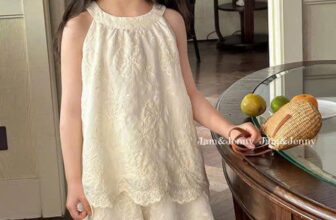 [🆕🇻🇳] Pluto Kids – Sỉ, lẻ Qate 😎❤️️⭐️ HÀNG MỚI VỀ
Được ngày cuối tuần Hà Nội mưa, lạnh teo thì em về set này xinh quá!!! Ngoài là chất tơ thêu rất đẹp, trong lót habutai mát rượi, mềm mại. Tran , shares-0✔️ , likes-1❤️️ , date-2025-02-23 20:51:46🇻🇳🇻🇳🇻🇳📰🆕