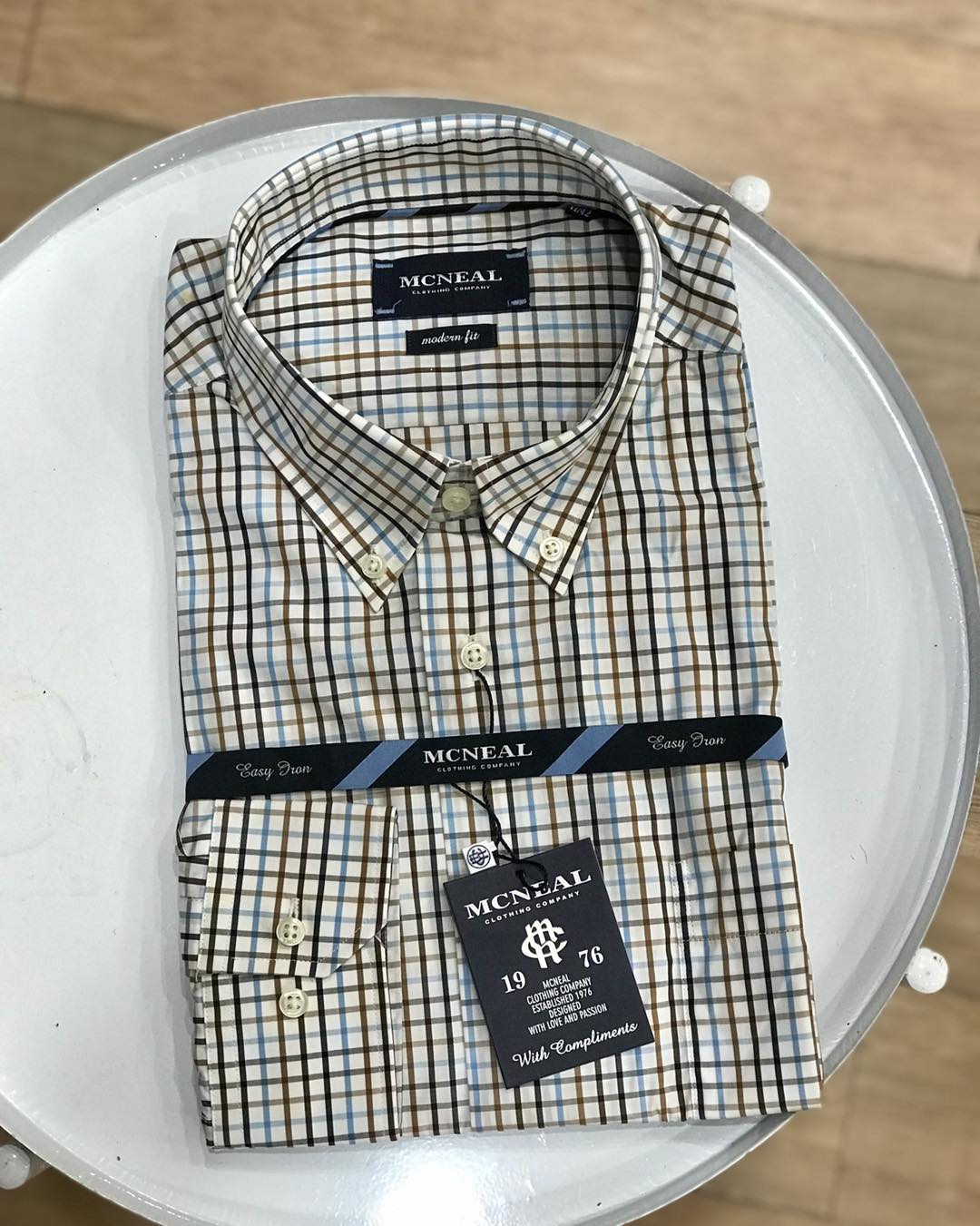 [🆕🇻🇳] Medaudo – CHUYÊN BÁN BUÔN SỐ LƯỢNG LỚN HÀNG THỜI TRANG VIỆT NAM 👕 Top1Fashion 👗  Sơ mi nam Mc Neal xuất Châu Âu dáng moderm fit cực lặn bụng mà vẫn gọn gàng cho người bụng phệ.
3⃣5⃣0⃣ nay sêu :
còn 1⃣8  , shares-0✔️ , likes-1❤️️ , date-2025-02-24 01:13:24🇻🇳🇻🇳🇻🇳📰🆕