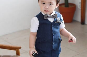 [🆕🇻🇳]  MMKID aims to bring kids the most high fashionable and high quality party design 🧑‍🧒❤️️👶⭐️ Set Gile Xanh Navy thiết kế cao cấp cho bé trong những bữa tiệc sang trọng.
Mẹ có thể lựa chọn dáng quần dài hoặc quần short phù hợp cho bé.
Với chất li , shares-0✔️ , likes-2❤️️ , date-2025-02-22 19:45:17🇻🇳🇻🇳🇻🇳📰🆕