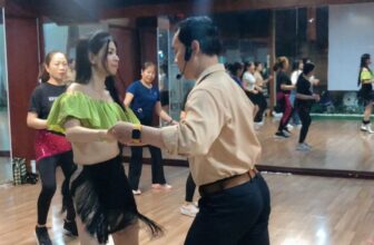 [🆕🇻🇳] Vyoga World By Master Vishwa – Hệ thống phòng tập Yoga Ấn Độ 🧘 Top1Yoga 🧘 Lớp khiêu vũ (Dance Sport) căn bản cho người mới bắt đầu tại Vyoga World
#VyogaWorld #DanceSport #KhieuVu , shares-0✔️ , likes-0❤️️ , date-2025-02-25 02:31:02🇻🇳🇻🇳🇻🇳📰🆕