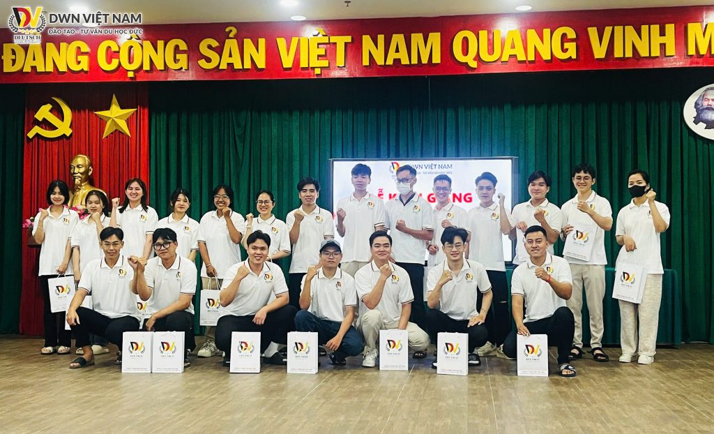 Tiếp Tục Khai Giảng Chào đón Tân Học Viên Tại Long Biên, HN Và Tp. Hồ Chí Minh  [👨‍🎓🇻🇳] dwn.com.vn