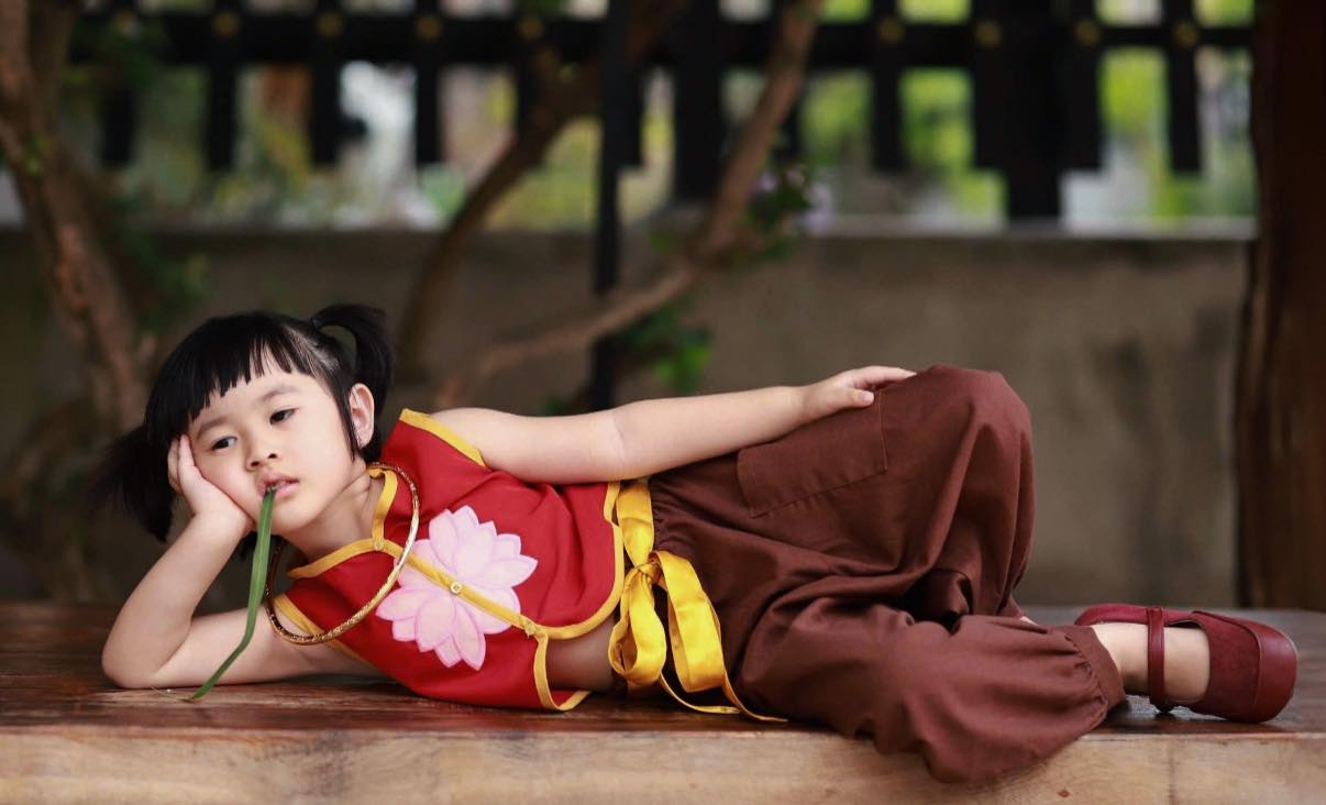 [???] Yi Closet Bán nét hồn nhiên, tặng kèm trang phục ?‍?❤️️?⭐️ Yi Closet đã cập nhật ảnh bìa của họ.
 , shares-0✔️ , likes-9❤️️ , date-2025-03-12 17:45:07????????