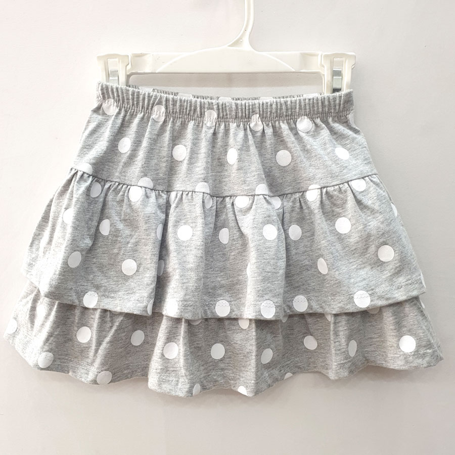 [🛒🇻🇳][20kg-30kg] Chân váy 2 tầng liền quần xinh lung linh vải thun cotton mịn đẹp màu xám in bi – Thời trang trẻ em Bé Sành Điệu , SKU – VAY102-10 – besanhdieu.com 🇻🇳🛒Top1Shop🛒 🇻🇳Top1Vietnam🇻🇳 🛍🛒🇻🇳