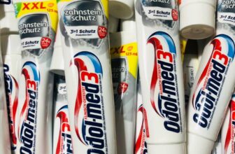 [🆕🇻🇳] Lemon & Mom – Đồ gia đình nhập khẩu 🧑‍🧒❤️️👶⭐️  KEM ĐÁNG RĂNG ODOL – MED3
Dung tích : 125ml
Giá : 110k/1 tuýp
Kem đánh răng siêu trắng bóng, phục hồi men răng bị hư tổn Odol-med3. Mang lại cảm giá , shares-0✔️ , likes-1❤️️ , date-2024-01-19 17:13:16🇻🇳🇻🇳🇻🇳📰🆕