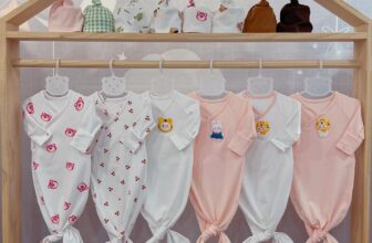 [🆕🇻🇳] ĐẬU ĐỎ – Đồ Sơ Sinh MẸ & BÉ 🧑‍🧒❤️️👶⭐️ Body đuôi cá remake bản hàn quốc của peekaboo. Đẹp hơn vải mỏng mát hơn và zá zổ mềm hơn nhiều chỉ = 1/5
Size 0-3/3-6M bộ kèm mũ
129K
, shares-1✔️ , likes-5❤️️ , date-2025-03-11 16:36:02🇻🇳🇻🇳🇻🇳📰🆕