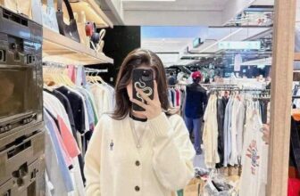 [🆕🇻🇳] Jerrie Authentic Shop – Đồ trẻ em – Chuyên săn sale bán sỉ/ lẻ, nhận check out hàng Auth các nước 🧑‍🧒❤️️👶⭐️ Rẻ điênnnnnn   ÁO CDG LEN WHOAU BASIC SALE 65%3⃣9⃣5⃣k+kgGấu thêu siuu nét, len  vừa mặc xuân vừa tầm k nóng nèZá sale rẻ  cáa , shares-1✔️ , likes-0❤️️ , date-2025-03-14 21:56:36🇻🇳🇻🇳🇻🇳📰🆕