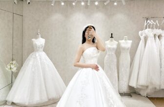 [🆕🇻🇳] Xưởng Váy Sweetie 🤵🏻 Top1Wedding 👰🏻  Biến hoá thành nàng công chúa chỉ với 1 đôi ống tay cách điệu
___________________________________
𝐗𝐔̛𝐎̛̉𝐍𝐆 𝐕𝐀́𝐘 𝐒𝐖𝐄𝐄𝐓𝐈𝐄 – Ai cũng có thể trở thành  , shares-0✔️ , likes-19❤️️ , date-2025-03-20 17:10:09🇻🇳🇻🇳🇻🇳📰🆕