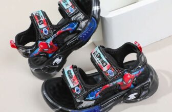 [🆕🇻🇳]  Sugar Baby – Chuyên thời trang trẻ em, sơ sinh 🧑‍🧒❤️️👶⭐️ Sandals Người Nhện Cho Bé – Năng Động, Cá Tính!Thiết kế siêu cool: Hình ảnh Spider-Man nổi bật dành cho bé 3-10 tuổi (size 26-37).Thoải mái tuyệt đối:  , shares-1✔️ , likes-0❤️️ , date-2025-03-02 18:00:46🇻🇳🇻🇳🇻🇳📰🆕