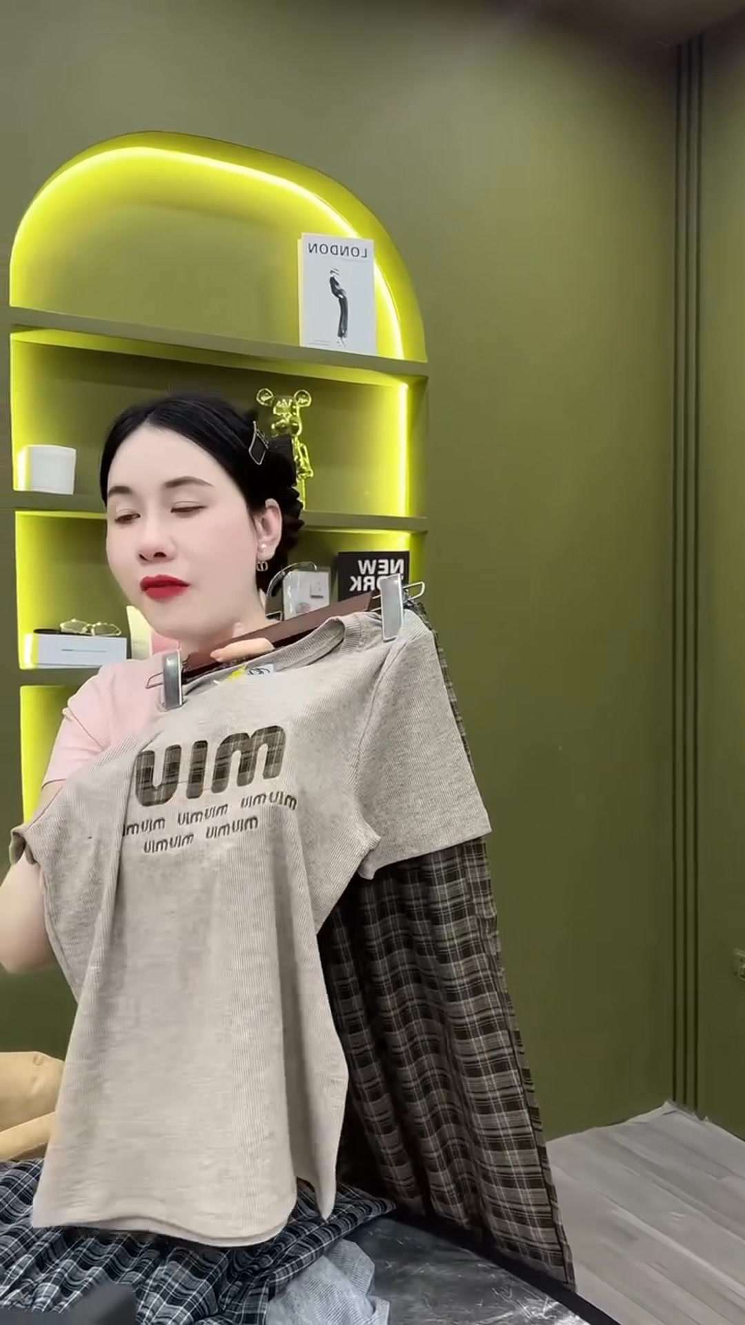 [🆕🇻🇳] Huế Bùi Shop 👕 Top1Fashion 👗   , shares-0✔️ , likes-326❤️️ , date-2025-02-22 21:40:41🇻🇳🇻🇳🇻🇳📰🆕