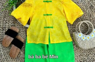 [🆕🇻🇳]  Chuyên sỉ lẻ đồ ồ bà ba bé 🧑‍🧒❤️️👶⭐️ Bà ba gấm vàng cổ bâu nút kiểu tàu cho bé
Chất vải gấm lụa mềm đẹp thoải mái khi bé mặc
Size từ 6 kí đến 40kí
Khách ib để e TV cho mình nha,
, shares-0✔️ , likes-3❤️️ , date-2025-03-01 22:28:01🇻🇳🇻🇳🇻🇳📰🆕