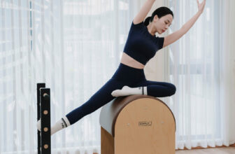 [🆕🇻🇳] Săn Deal Hibi Sports 👕 Top1Fashion 👗  A moment of Pilates
Chiêm ngưỡng sắc thái hút hồn của siêu phẩm croptop màu đen hòa cùng không gian cực kì “chill” cho bạn tận hưởng ngày mới tràn đầy năn , shares-0✔️ , likes-3❤️️ , date-2025-03-06 16:00:11🇻🇳🇻🇳🇻🇳📰🆕