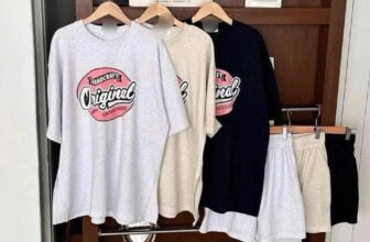 [🆕🇻🇳] Jerrie Authentic Shop – Đồ trẻ em – Chuyên săn sale bán sỉ/ lẻ, nhận check out hàng Auth các nước 🧑‍🧒❤️️👶⭐️ Mẫu bộ Hàn freesz nhưng form nhỏ nhắn hơn mấy set Hàn khác ạ
Malibu ra thêm set hè rùi nhaaa các pạn eiii.
Năm nay công nhận Hàn ra nhiều set đồ ngon bổ r , shares-1✔️ , likes-0❤️️ , date-2025-03-23 19:58:25🇻🇳🇻🇳🇻🇳📰🆕