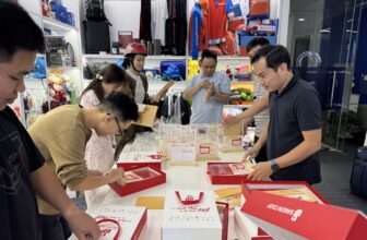 [🆕🇻🇳] OEM Group – Sản Xuất Quà Tặng Doanh Nghiệp Trọn Gói 👨‍🔧   OEM Group X Saigon Co.op
Lịch sáng tạo, nâng tầm trải nghiệm thời gian!Lịch không chỉ để xem ngày, mà còn là một thiết kế nghệ thuật, một dấu ấn thươ , shares-1✔️ , likes-4❤️️ , date-2025-02-26 22:57:47🇻🇳🇻🇳🇻🇳📰🆕