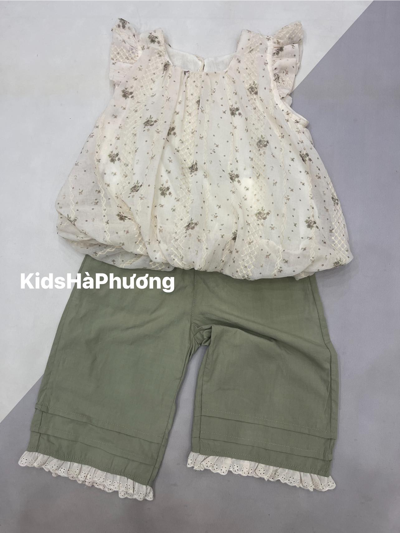 [🆕🇻🇳]  Kids Hà Phương – 172 Quang Trung – Chuyên quần áo trẻ em hàng Quảng Châu, hàng xuất Hàn cho bé 🧑‍🧒❤️️👶⭐️ Xinh iu đến từ #KidsHaPhuong
Sz nhí 100-130
Chất siêu nhẹ và đẹp lun ạ
Mời các Mom shopping
, shares-0✔️ , likes-3❤️️ , date-2025-03-03 23:17:37🇻🇳🇻🇳🇻🇳📰🆕