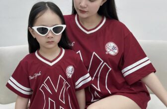 [🆕🇻🇳] Gạo Kids- Tiệm Đồ Đôi & Gia Đình Mẹ Và Bé Hàng Thiết Kế Cao Cấp 🧑‍🧒❤️️👶⭐️ lên đồ gì chưa nguoi đepE gửi các bác bảng sz tham khảo
80-8-12kg
90-12-16kg
100-16-20kg
110-20-24kg
120 24-28kg
130-28-33kg
140- 33-37kg
150-37-40kg
16 , shares-0✔️ , likes-1❤️️ , date-2025-03-08 18:42:54🇻🇳🇻🇳🇻🇳📰🆕