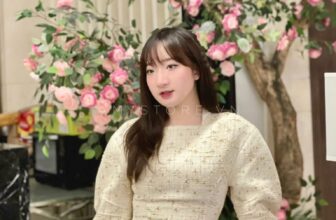 [🆕🇻🇳] Amy Store – nhãn hiệu thời trang thiết kế cao cấp, trẻ trung, hiện đại, nữ tính và thanh lịch 👕 Top1Fashion 👗   𝐌𝐂 𝐓𝐡𝐮 𝐇𝐚̀ 𝐱 𝐀𝐦𝐲 𝐒𝐭𝐨𝐫𝐞
Dáng vẻ ưu tú đầy thanh lịch được tôn lên trên nền chất liệu tweed cao cấp cùng kĩ thuật dựng phom cầu kì. Tất cả được khéo léo du , shares-0✔️ , likes-31❤️️ , date-2025-03-06 16:00:54🇻🇳🇻🇳🇻🇳📰🆕