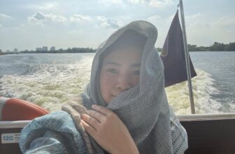 [🆕🇻🇳] Pokid – Chuyên hàng xuất xịn 🧑‍🧒❤️️👶⭐️ Khăn choàng đa-zi-năng siêu gọn nhẹ 100gr.
Kt 130*130
Thời trang, chống nắng, giữ ấm… khăn 4 mùa.225k/ chiếc
195k/ chiếc khi mua từ 3 chiếc
Thích hợp l , shares-0✔️ , likes-4❤️️ , date-2025-03-04 14:39:04🇻🇳🇻🇳🇻🇳📰🆕