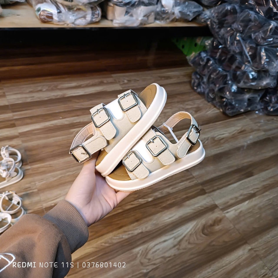 [🆕🇻🇳] Tú Anh Kids Đồ Đôi Mẹ Và Bé 🧑‍🧒❤️️👶⭐️ Đơn giản nhẹ nhàng
Siêu êm ạ
#79x
, shares-0✔️ , likes-3❤️️ , date-2025-03-04 05:08:18🇻🇳🇻🇳🇻🇳📰🆕