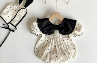 [🆕🇻🇳] Tiệm Sun – Quần áo đẹp cho bé – Bí mật của những em bé TỰ TIN – THẦN THÁI và HẠNH PHÚC � 🧑‍🧒❤️️👶⭐️ Trời ơi ta nói nói ĐẸP và SANG. Đơn giản mà lên fom siêu ưngggg nhoa. Mũ tai thỏ buộc dây cute xỉuuuBody cách điệu từ dáng bodychip thông thường với đi , shares-1✔️ , likes-7❤️️ , date-2025-03-04 03:23:38🇻🇳🇻🇳🇻🇳📰🆕