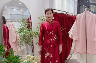 [🆕🇻🇳] Mira Bridal – Cho thuê váy cưới , áo dài 🤵🏻 Top1Wedding 👰🏻  Dáng mẹ đẹp nên mặc mẫu nào lên cũng xinh ghê ạ
====================================
Add: Số 29 ngõ 174 Mai Anh Tuấn _ Đống Đa _Hà Nội ( đi đến cuối ngõ r , shares-0✔️ , likes-3❤️️ , date-2025-03-08 17:11:32🇻🇳🇻🇳🇻🇳📰🆕