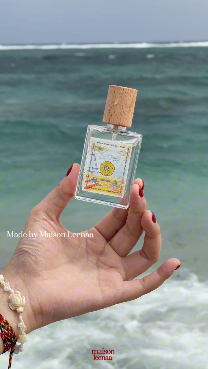 [🆕🇻🇳] 𝐌𝐚𝐢𝐬𝐨𝐧 𝐋𝐞𝐞𝐧𝐚𝐚 👕 Top1Fashion 👗  𝐍𝐨̂́𝐭 𝐡𝐮̛𝐨̛𝐧𝐠 𝐏𝐡𝐮́ 𝐐𝐮𝐲́ | Rời thành phố đi về miền biển, nơi bình yên với những hiên nhà màu xanh nhạt. Thức giấc trong tiếng sóng vỗ rì rào, chạy dưới ánh , shares-0✔️ , likes-0❤️️ , date-2025-03-15 00:59:32🇻🇳🇻🇳🇻🇳📰🆕