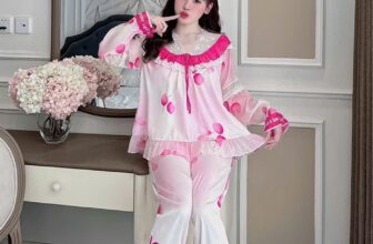 [???] Diệu Queen-XƯỞNG MAY ĐỒ BỘ GIÁ RẺ ? Top1Fashion ?  Tóc em màu đen. Tim em màu đỏ.
Lại gần em hỏi nhỏ? Em mặc bộ này có đẹp hông?
, shares-4✔️ , likes-1❤️️ , date-2025-03-08 21:43:33????????