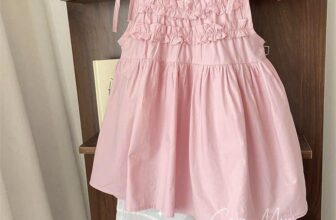 [🆕🇻🇳] Bắp Xinh Shop – Thời Trang Của Bé 🧑‍🧒❤️️👶⭐️ 𝐁ộ 𝐛é 𝐠á𝐢 𝐧𝐡ẹ 𝐧𝐡à𝐧𝐠 𝐱𝐢𝐧𝐡 𝐲ê𝐮
Set bộ gồm áo chất liệu vải thô mềm mại, quần đũi trắng gấu quần phối ren thêu tỉ mỉ điệu đà.
Bé yêu thật dịu dàng, nữ tính tr , shares-0✔️ , likes-5❤️️ , date-2025-03-06 19:19:37🇻🇳🇻🇳🇻🇳📰🆕