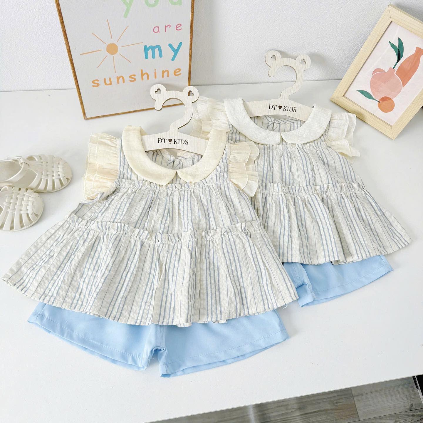 [🆕🇻🇳] Băngshop Xuất Khẩu- 14E Hàng Chuối 👕 Top1Fashion 👗  Quần jean vẩy hack chân, siêu tôn dáng đã xuất hiện ce ui!Karl Lagerfeld jeans  hàng new mới onweb, dư xịn Full toàn bộ, miếng phụ kiện kim loại logo hãn , shares-0✔️ , likes-6❤️️ , date-2025-03-06 20:37:55🇻🇳🇻🇳🇻🇳📰🆕