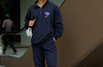 [🆕🇻🇳] Dugarco Collection Outlets 👕 Top1Fashion 👗  𝐄𝐕𝐄𝐑𝐘𝐃𝐀𝐘 𝐖𝐄𝐀𝐑Tạm biệt cái lạnh, chào đón sự năng động với set đồ nỉ nam basic của Dugarco! Chất liệu nỉ cao cấp vừa đủ dày dặn lại cực kỳ mềm mại và thoả , shares-0✔️ , likes-4❤️️ , date-2025-03-09 22:00:12🇻🇳🇻🇳🇻🇳📰🆕