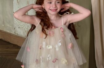 [🆕🇻🇳]  Cơm Tấm – Chuyên các sản phẩm cho bé 🧑‍🧒❤️️👶⭐️ VÁY THIẾT KẾ CAO CẤP, VOAN TƠ SIÊU XỊN MỊN
Size: 2y-7y
Giá: 450k
Hàng od 1 tuần ạ
, shares-0✔️ , likes-0❤️️ , date-2025-03-06 18:12:09🇻🇳🇻🇳🇻🇳📰🆕